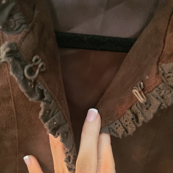 Light weight Chocolate lined jacket - Picture 2 of 6